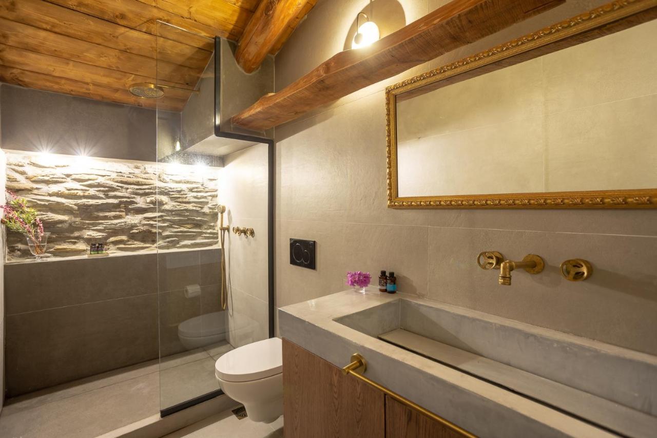 Camara Suites Andros Town Exterior photo